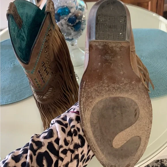 Gorgeous Corral Fringe Boots. 8 1/2 - Picture 7 of 8
